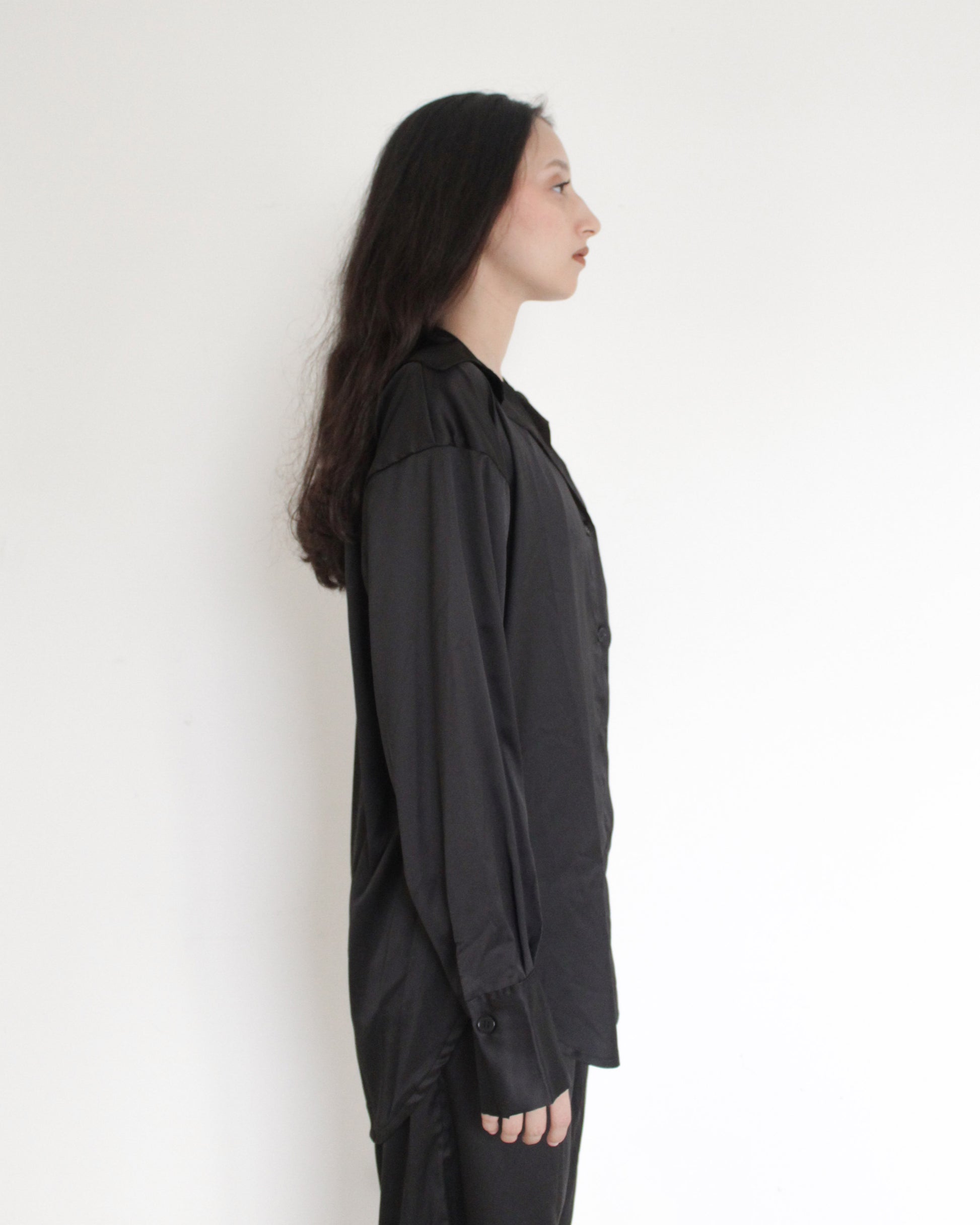 camisa de satin hecha a mano por altrgo